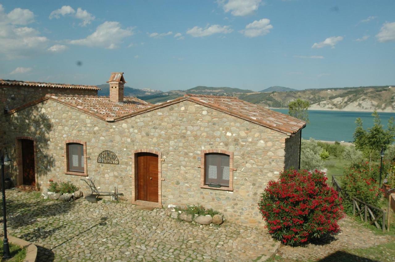 La Masseria Lolivia 세니스 외부 사진