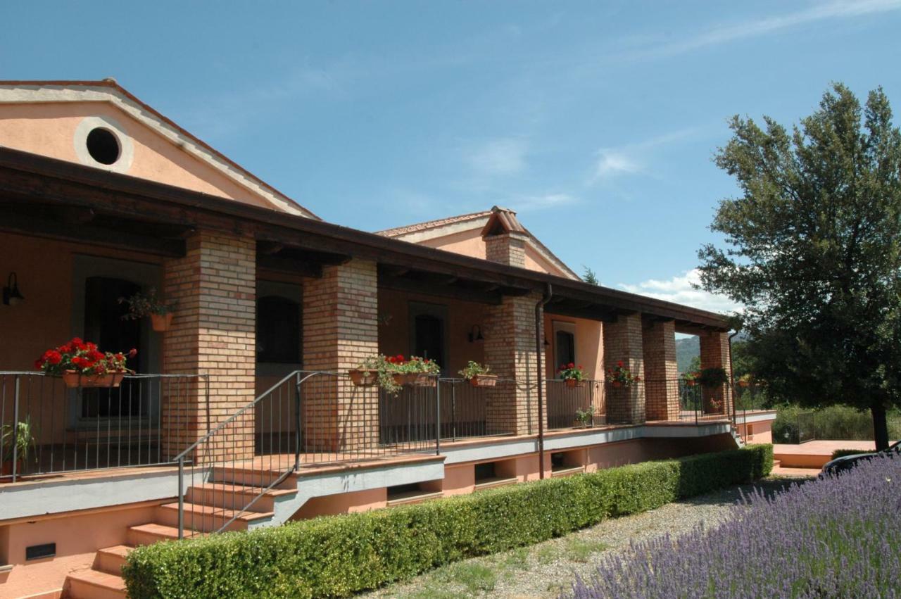 La Masseria Lolivia 세니스 외부 사진